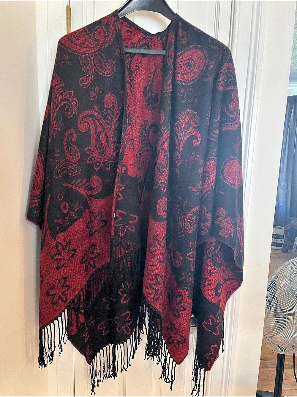 Red & Black Paisley Fringe Wrap Like New
